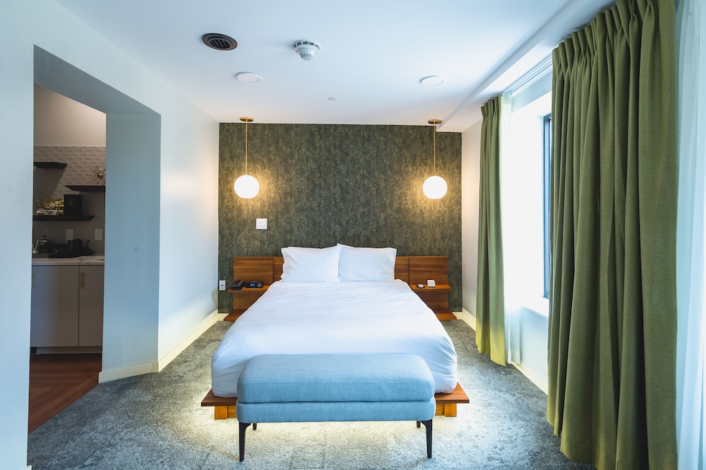The Vault Hotel - photo 9