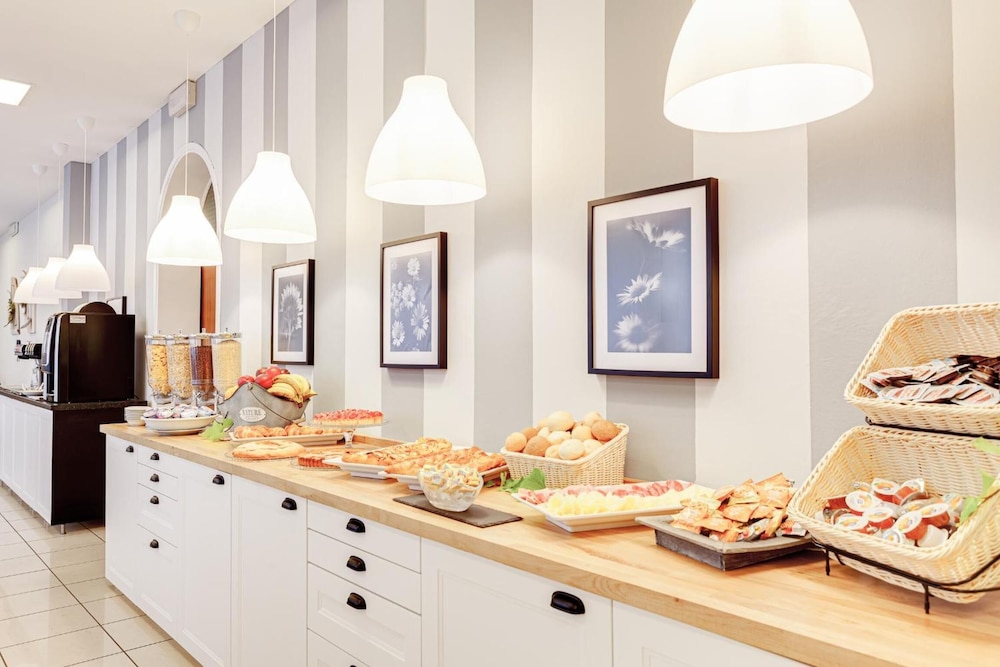 Hotel Admiral — Cesenatico