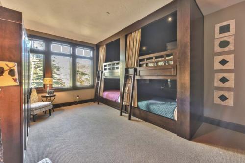Larkspur - photo 13
