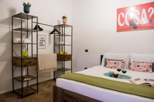 Cacio E Pepe Flats 1 & 2 — 4-Star Luxury Hotel in Rome, Italy