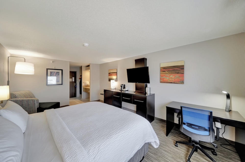 Holiday Inn Express Hotel & Suites Beatrice by IHG - photo 31
