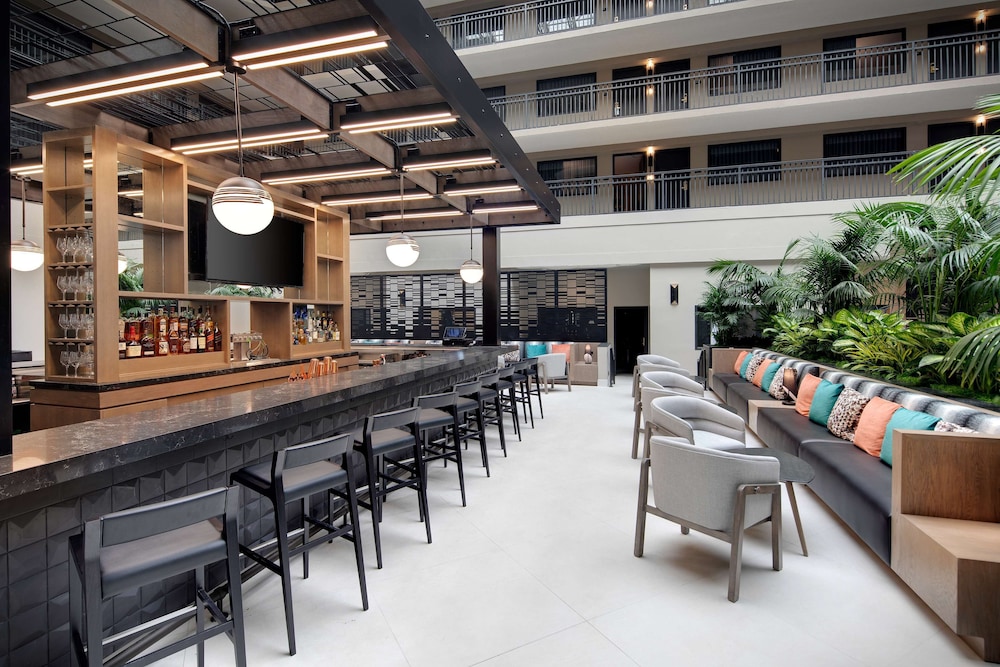 Embassy Suites by Hilton San Rafael at Marin Center - photo 44