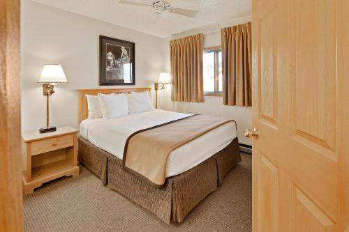 Black Hills Luxury Suites - photo 8