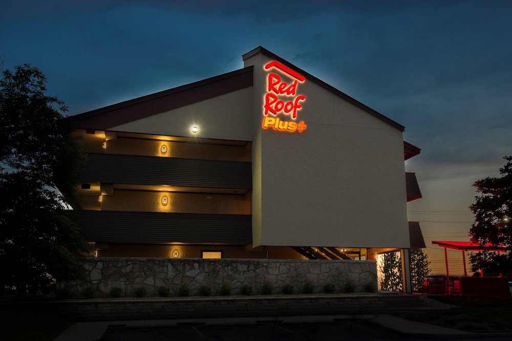 Red Roof Inn PLUS Chicago Naperville - photo 26