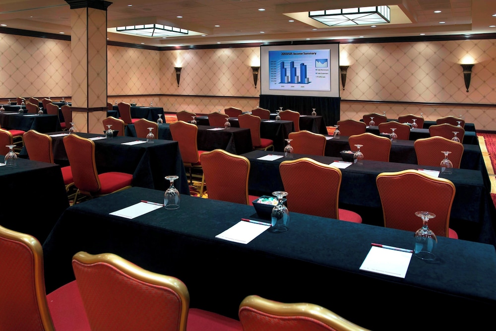 Trumbull Marriott Shelton - photo 28