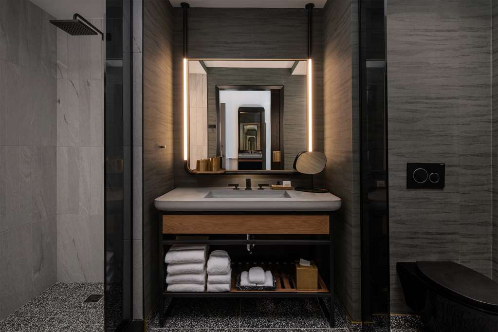 Thompson Austin by Hyatt - photo 8