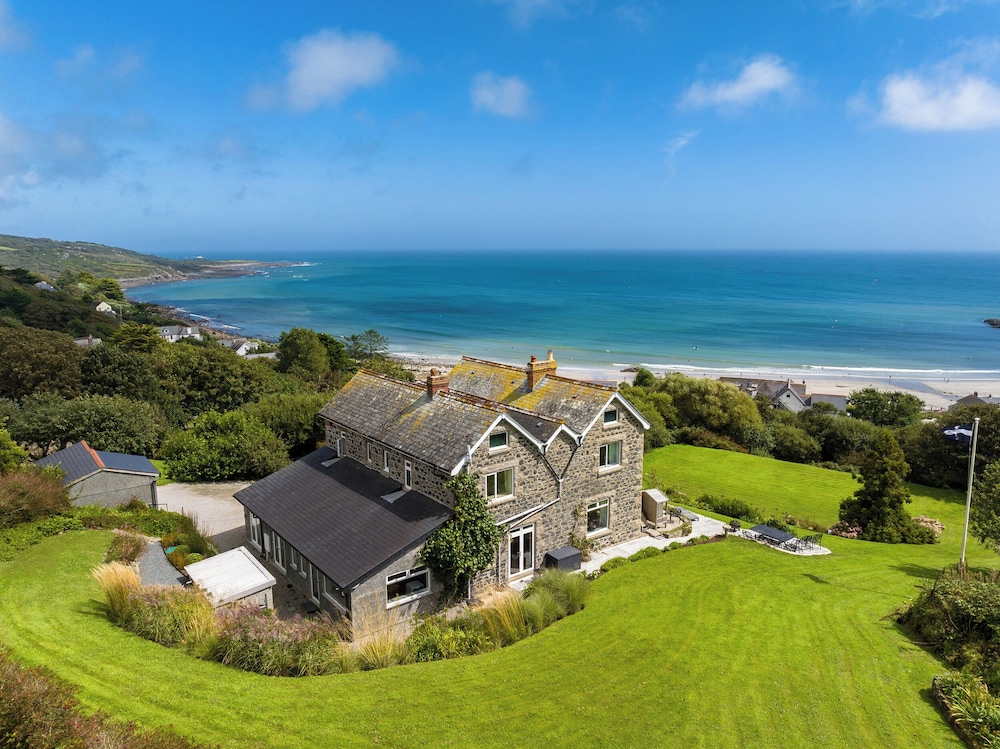 Penmarth House — 4-Star Luxury Hotel in Helston, United Kingdom