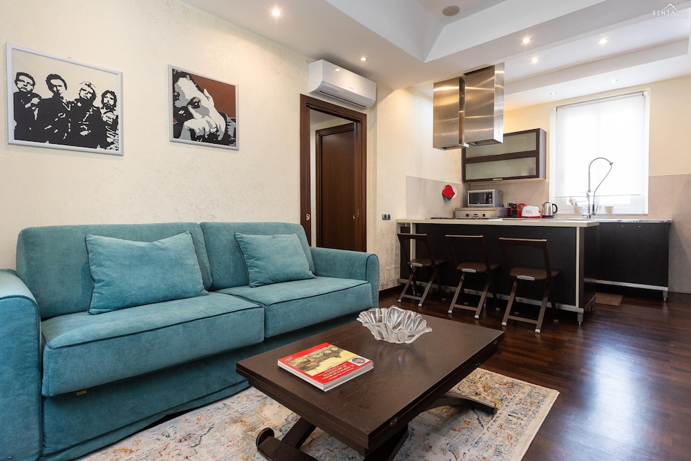 Nel Cuore di Testaccio by Rental in Rome — 4-Star Luxury Hotel in Rome, Italy