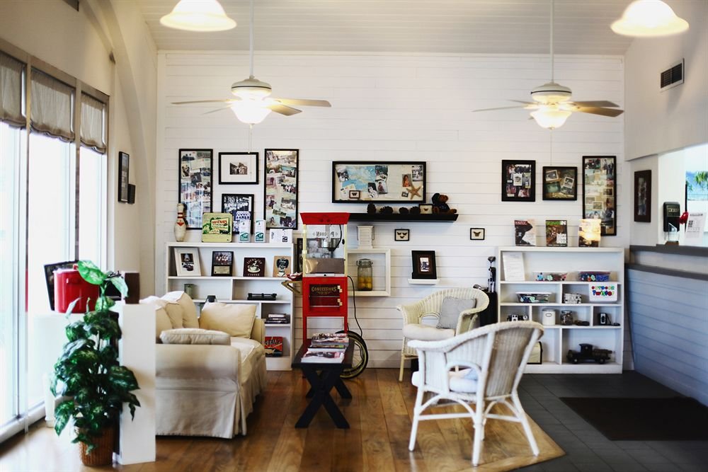 A Summerhouse Inn in Bloomington, United States