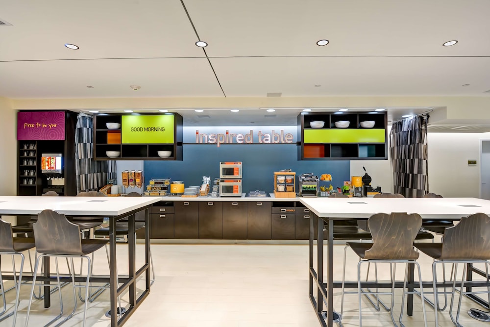 Home2 Suites by Hilton Azusa - photo 32