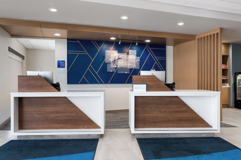 Holiday Inn Express & Suites Stevensville Benton Harbor an IHG Hotel - photo 74