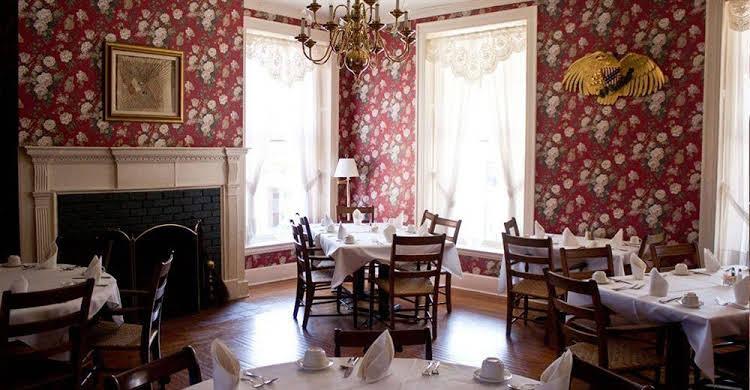 Golden Eagle Inn - photo 3