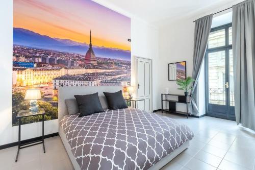Historical suite Pieno Centro Porta nuova Piazza Castello — 4-Star Luxury Hotel in Turin, Italy