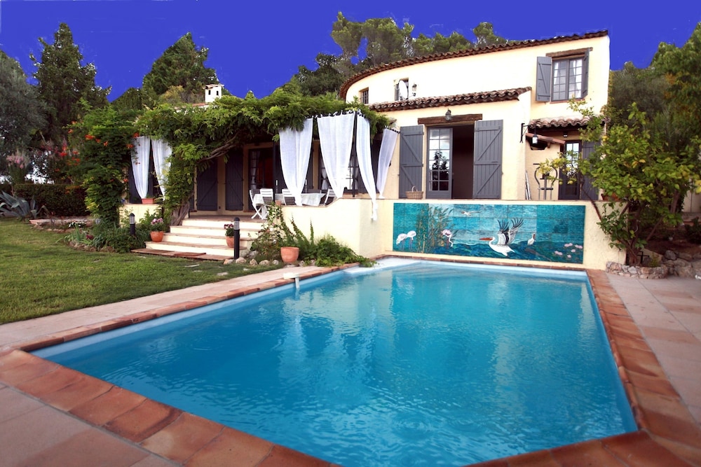 La Pelicane — hotel in Mougins