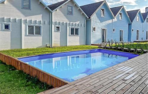 Gorgeous Home In Rewal With Wifi — 5-Star Luxury Hotel in Rewal, Poland