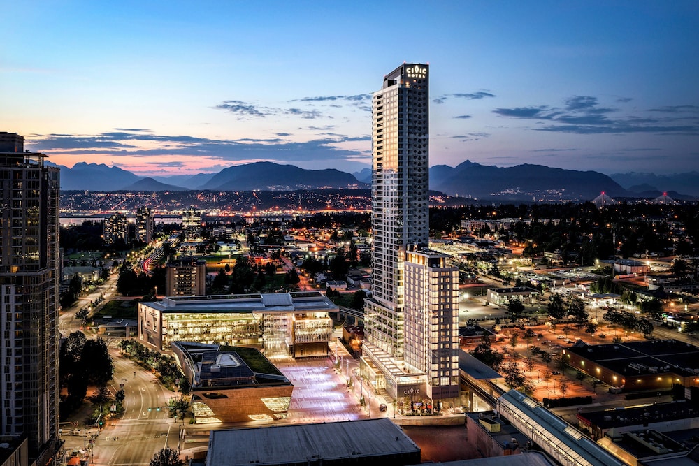Civic Hotel Autograph Collection — 4-Star Luxury Hotel in Surrey, Canada