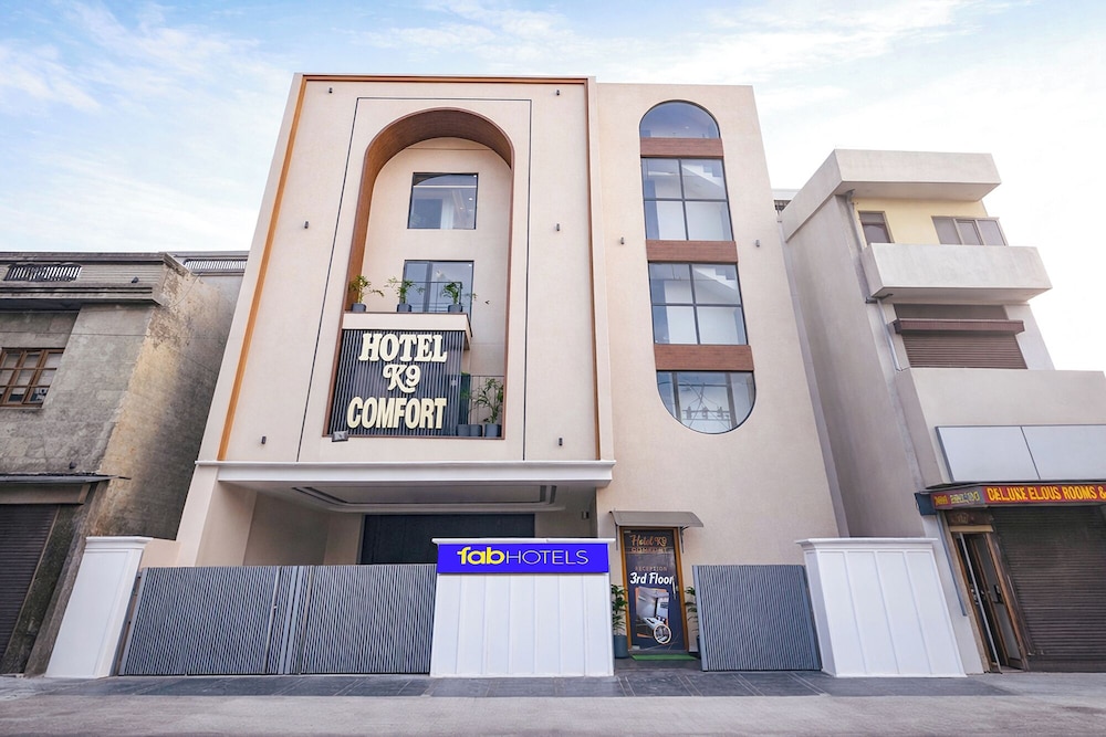 Fabhotel K9 Comfort in Ludhiana, India