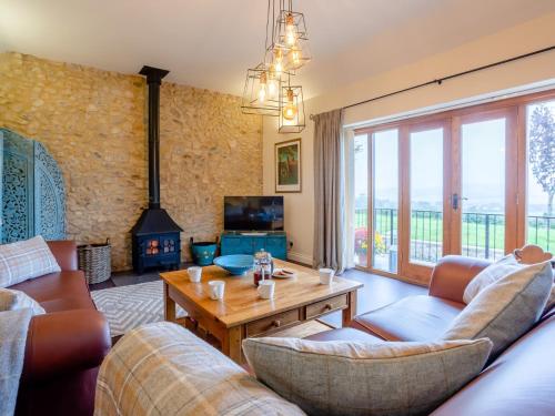 2 Bed in Axminster oc 79208 in Axminster, United Kingdom