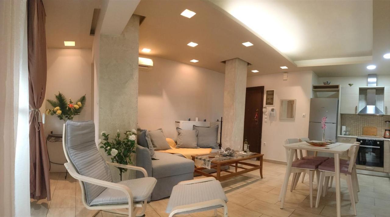 A7 Beauty Vouliagmeni Apt in a Unique Spot — 4-Star Luxury Hotel in Vouliagmeni, Greece
