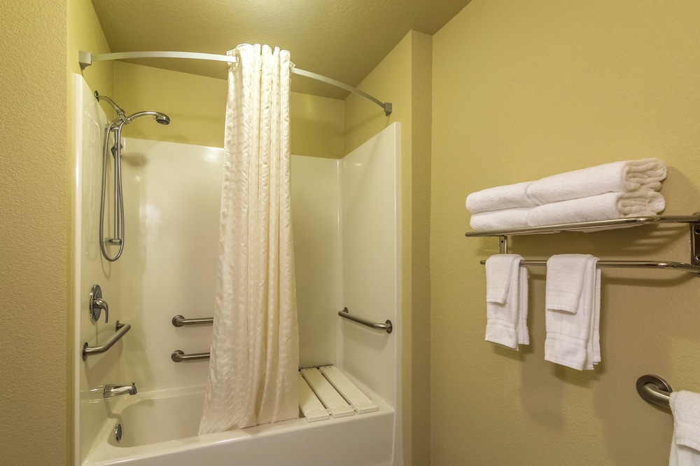 Cobblestone Inn & Suites Lakin - photo 32