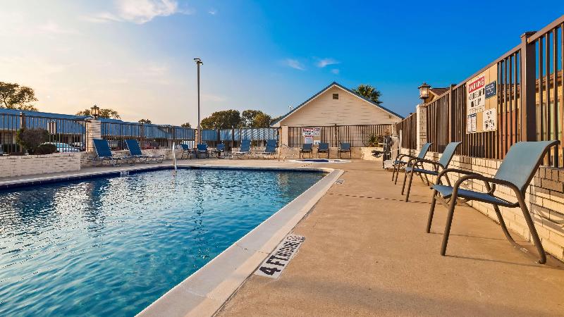 Best Western Regency Inn & Suites - photo 33