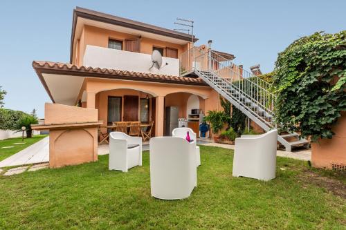 Bijou Holiday Home — 4-Star Luxury Hotel in Sant'andrea, Italy