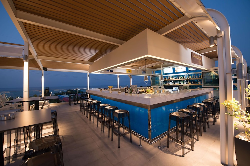 מזון ומשקאות