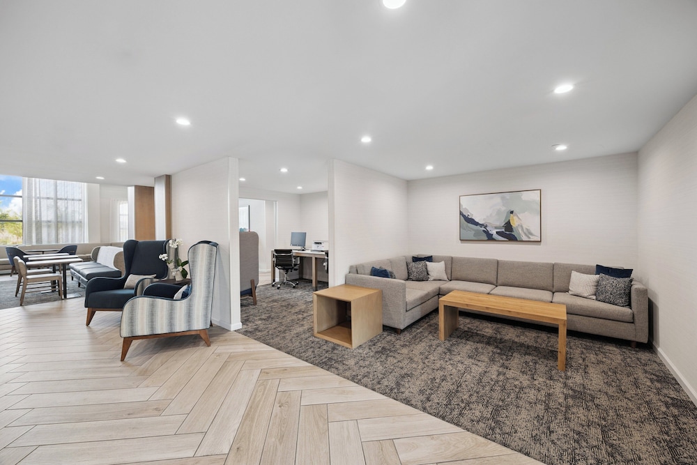 Staybridge Suites Sacramento Woodland - photo 112