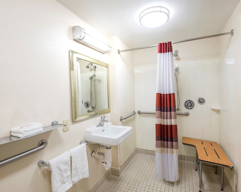 Red Roof Inn Jacksonville Orange Park - photo 27