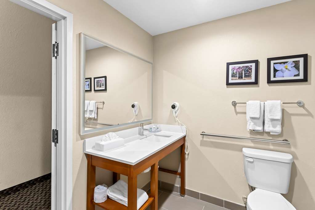 Comfort Inn & Suites Grenada - photo 16