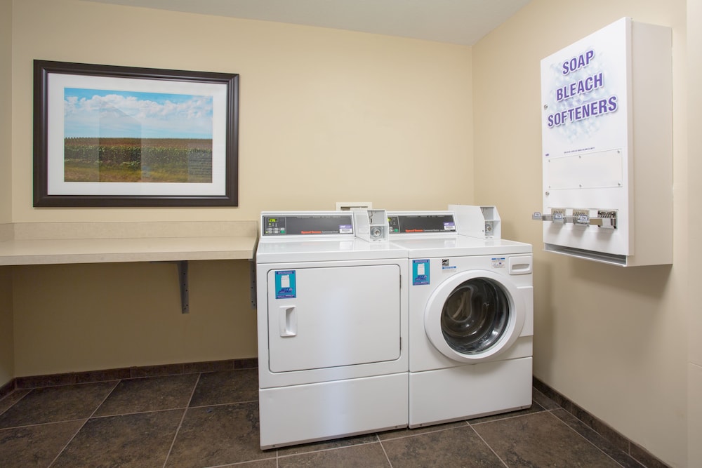 Holiday Inn Express Hotel & Suites Concordia by IHG - photo 26