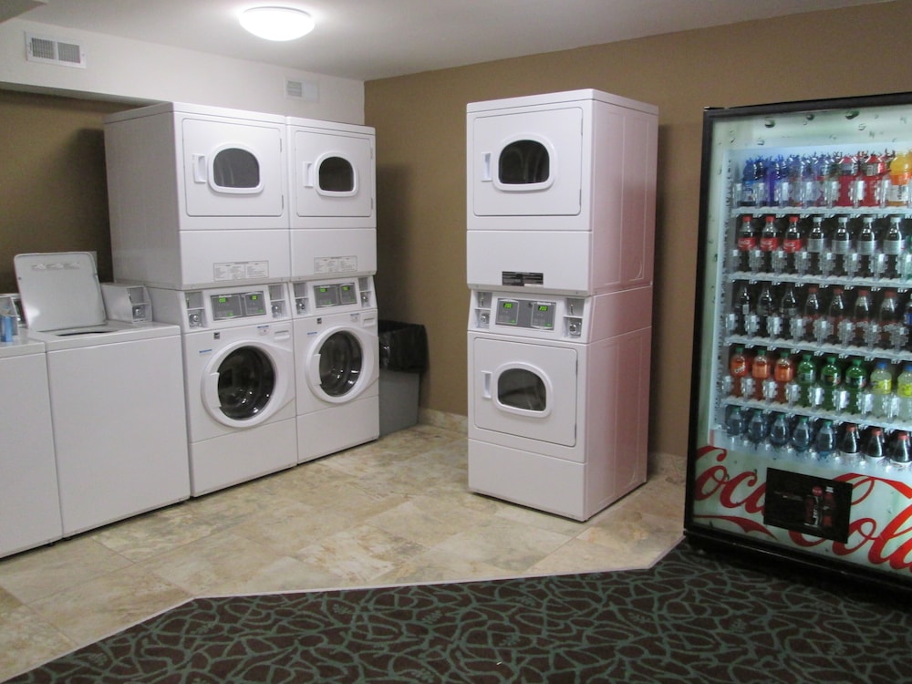Clayton Plaza Hotel & Extended Stay - photo 26
