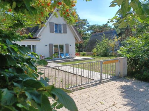 Strandhaus fuenfzehn — carbon neutral stay, Wustrow