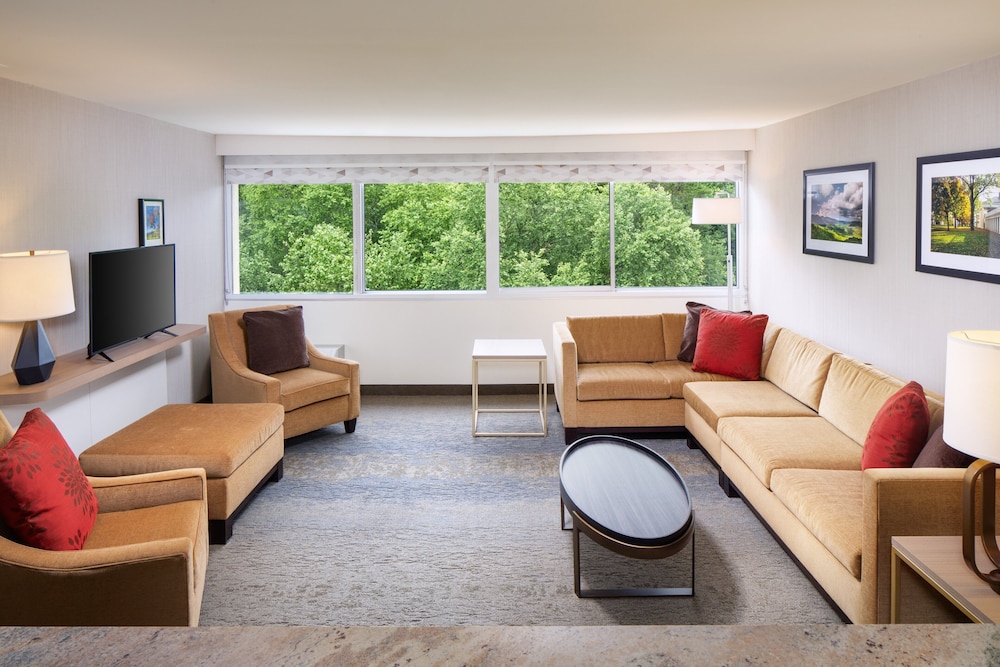 Holiday Inn Charlottesville Monticello an IHG Hotel - photo 3