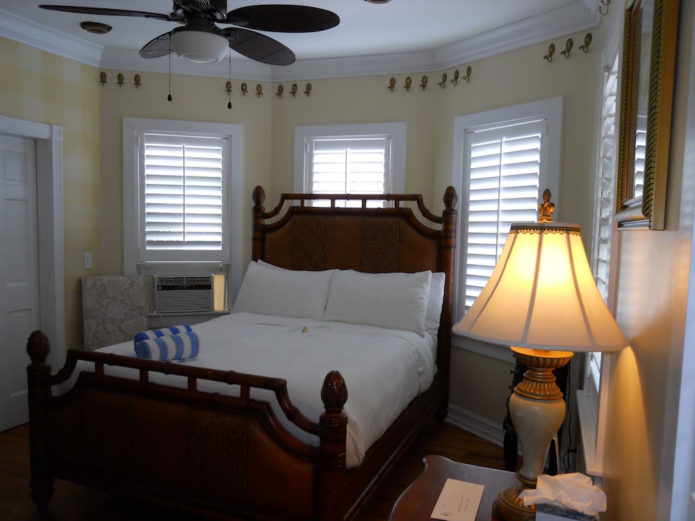 Duval Inn - photo 13
