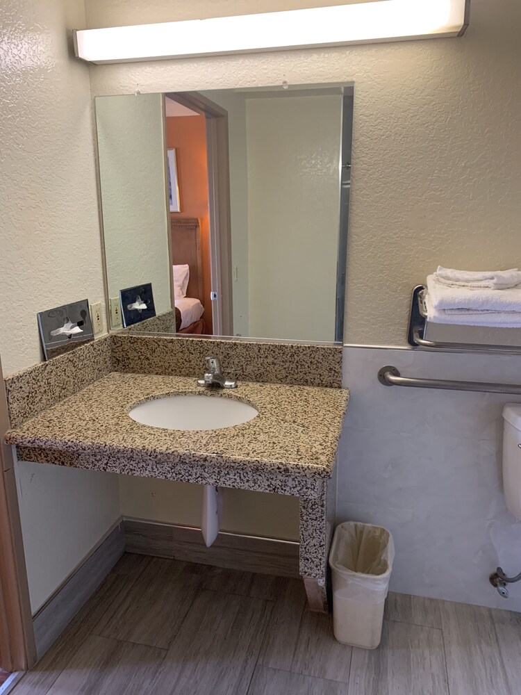 Grandpark Inn - photo 5