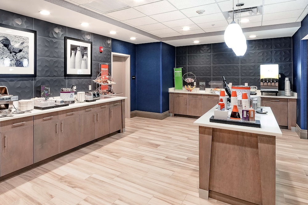 Hampton Inn Lockport Buffalo - photo 30
