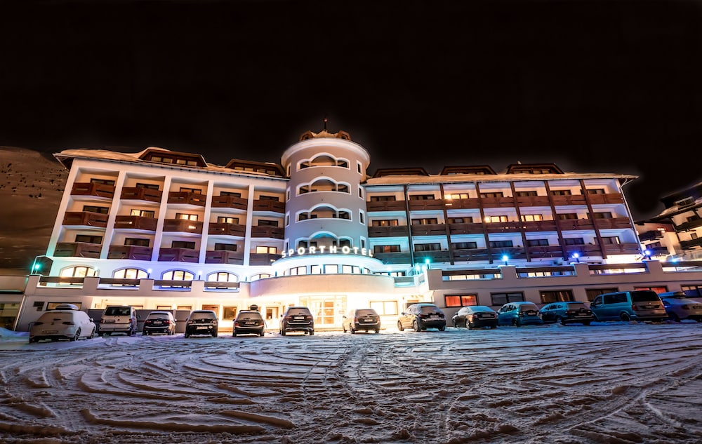 Sporthotel Kühtai in Silz, Austria