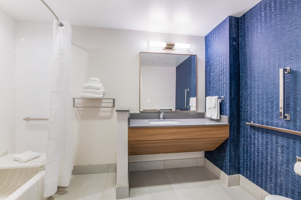 Fairfield by Marriott Inn & Suites Knoxville Clinton - photo 21