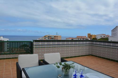 Penthouse Lomo Alto — 4-Star Luxury Hotel in Candelaria, Spain