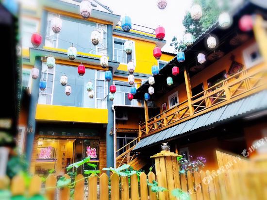 Yuelaiju Inn in Lianran, People's Republic of China