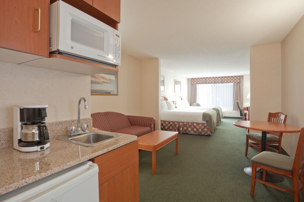 Holiday Inn Express & Suites Montpelier by IHG - photo 20