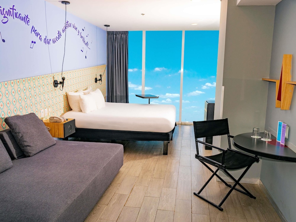 ibis Styles Merida Galerias