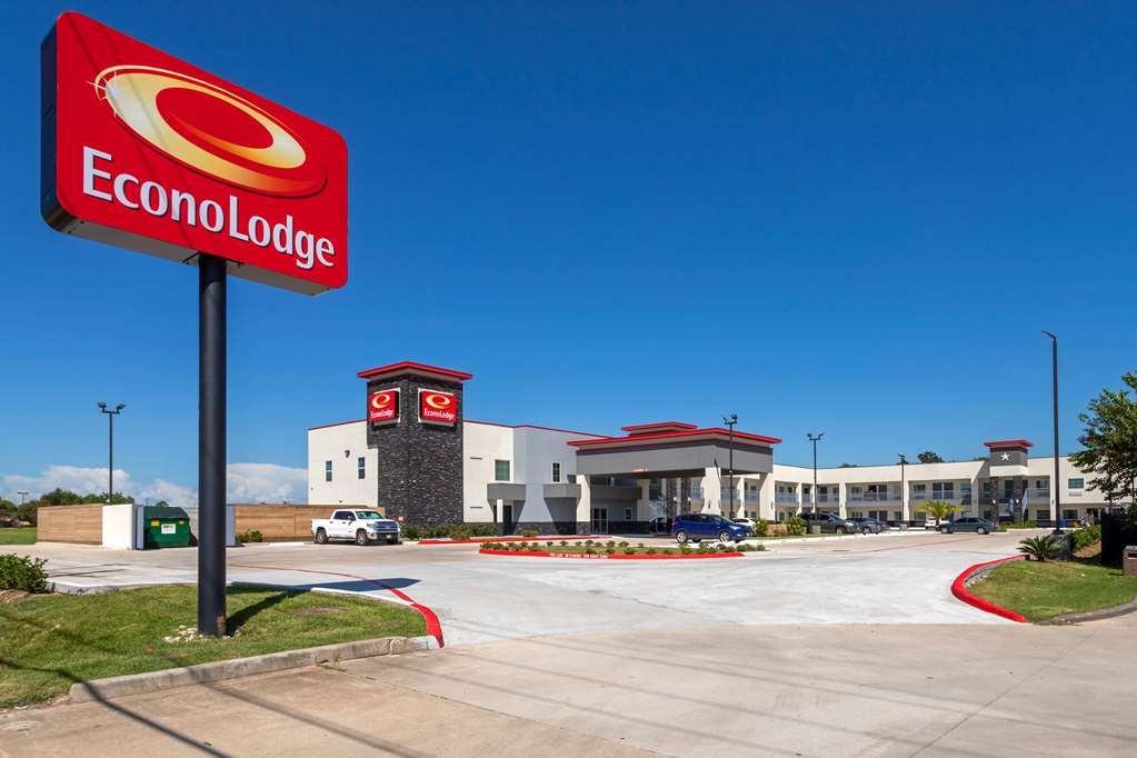Econo Lodge Houston Northwest Cypress - photo 2