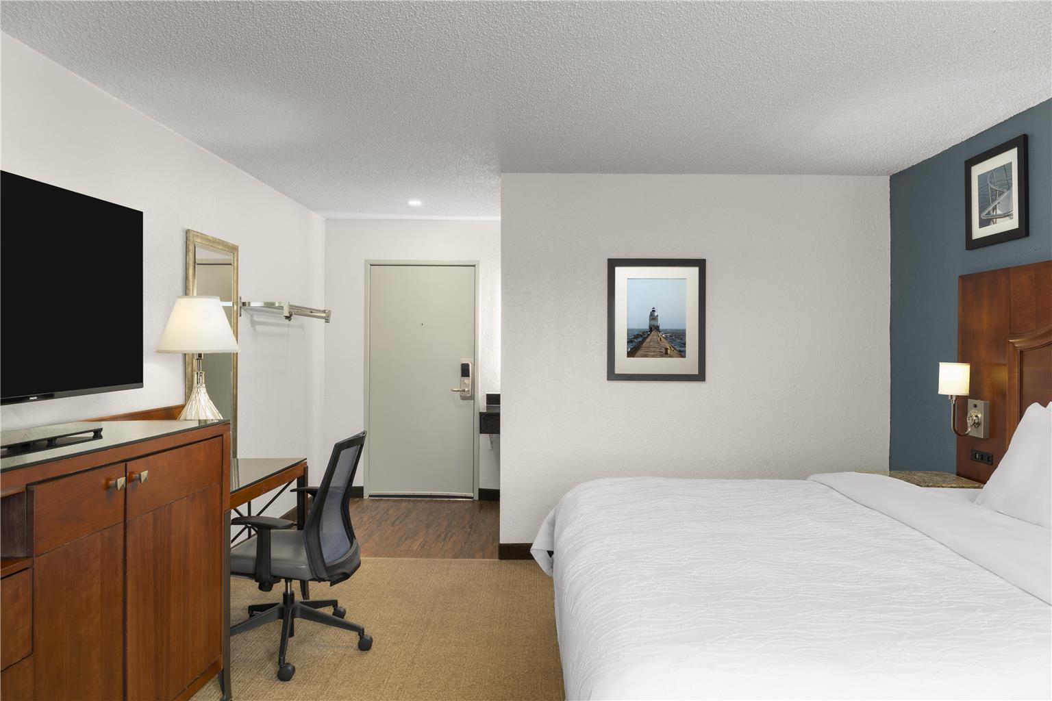 Harbor Town Inn BW Signature Collection - photo 16