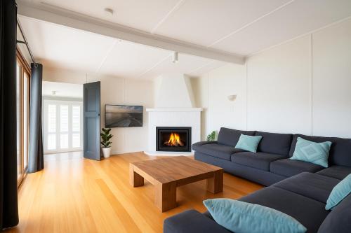 MèRose Place Cottage on George — 4-Star Luxury Hotel in Bathurst, Australia
