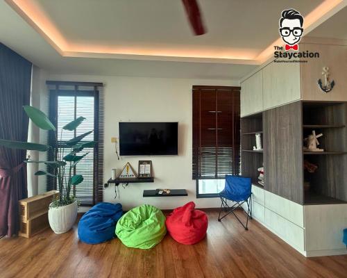 Staycation Homestay 74 Viva Jazz 1 near Jalan Song — 4-Star Luxury Hotel in Kuching, Malaysia