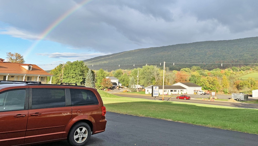 Relax Inn Altoona - photo 102