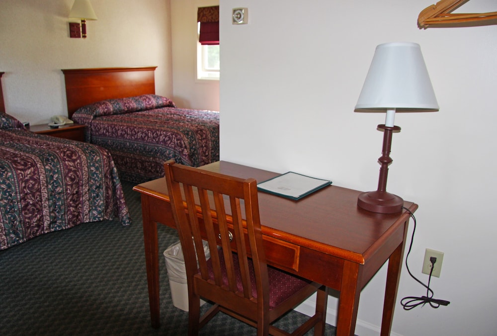 Potsdam Inn - photo 13
