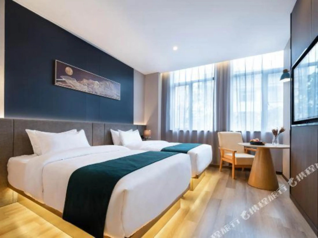 Taizhou All in Hotel — 4-Star Luxury Hotel in Taizhou, People's Republic of China
